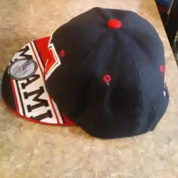 Adjustable Miami cap - Picture 2 of 7
